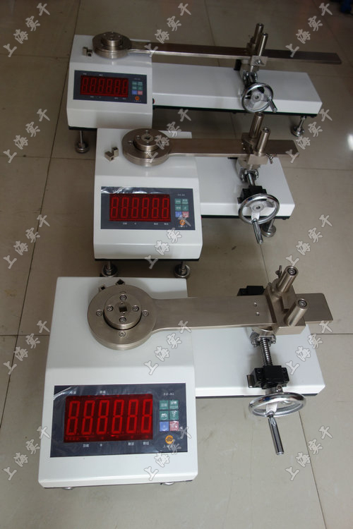 �ք�Ť���z�y�x